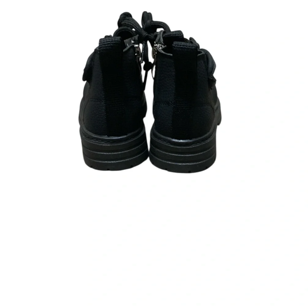 NWT Kids Black Lace-Up Boots Toddler‎ 7